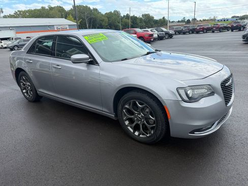 Used 2016 Chrysler 300 S AWD/4WD image 7