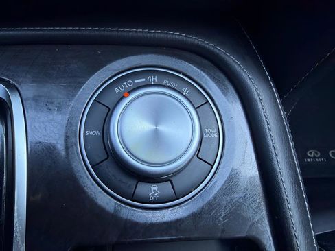 Used 2024 INFINITI QX80 Luxe image 31