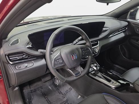 Used 2025 Buick Envista Sport Touring w/ Convenience I Package FWD image 16