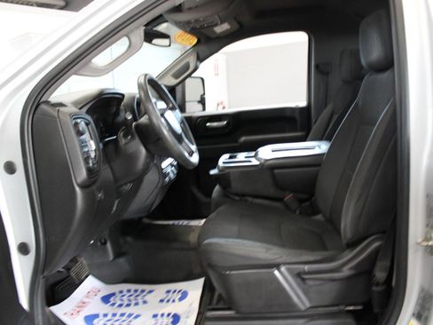 Used 2020 Chevrolet Silverado 2500 W/T w/ WT Convenience Package image 9