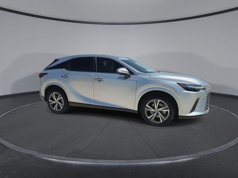 Used 2023 Lexus RX 350 FWD image 2