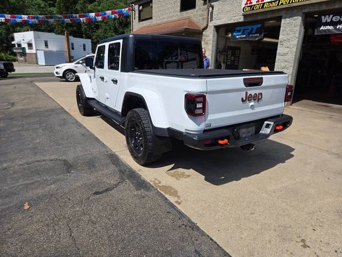 Used 2022 Jeep Gladiator Mojave w/ LED Lighting Group AWD/4WD image 5