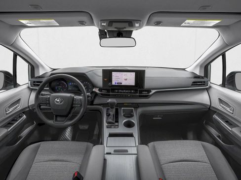 New 2026 Toyota Sienna LE FWD image 5