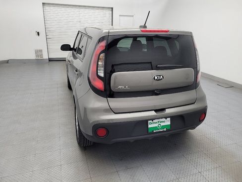 Used 2019 Kia Soul w/ Convenience Package FWD image 6