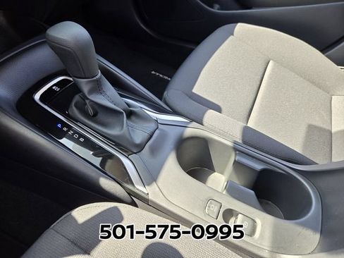 Used 2026 Toyota Corolla LE FWD image 27