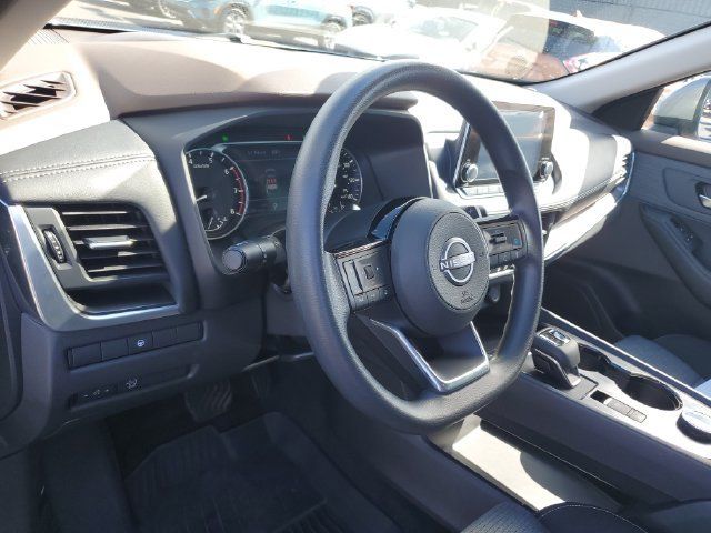 Certified 2023 Nissan Rogue SV AWD/4WD image 18