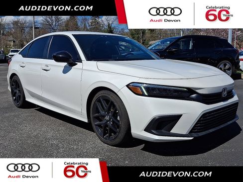 Used 2023 Honda Civic Sport image 1