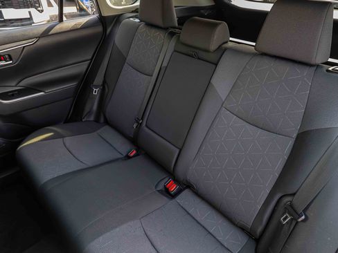 Used 2020 Toyota RAV4 XLE w/ All Weather Liner Package AWD/4WD image 21
