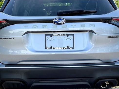 Used 2025 Subaru Forester Touring AWD/4WD image 24