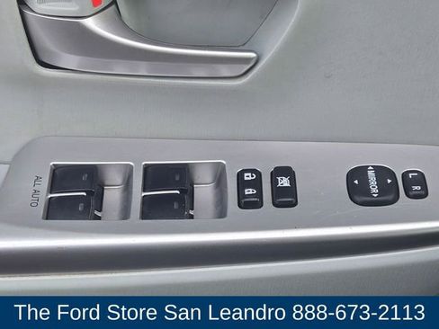 Used 2012 Toyota Prius V Three image 27