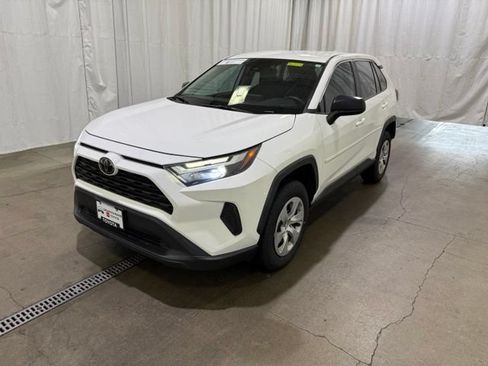 Certified 2024 Toyota RAV4 LE AWD/4WD image 8