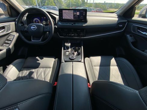 Used 2026 Nissan Rogue Platinum w/ Platinum Premium Package AWD/4WD image 21