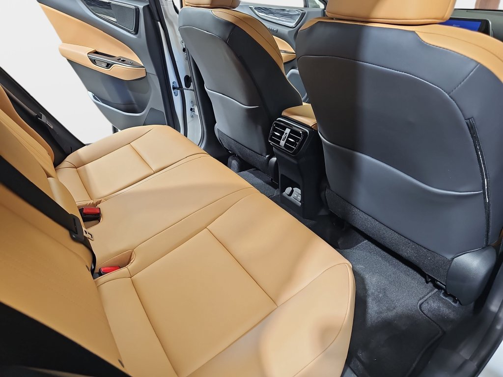 New 2026 Lexus NX 350 AWD w/ Cold Area Package image 11