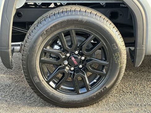 New 2026 GMC Sierra 1500 Elevation w/ LPO, Elevation Black Package image 29