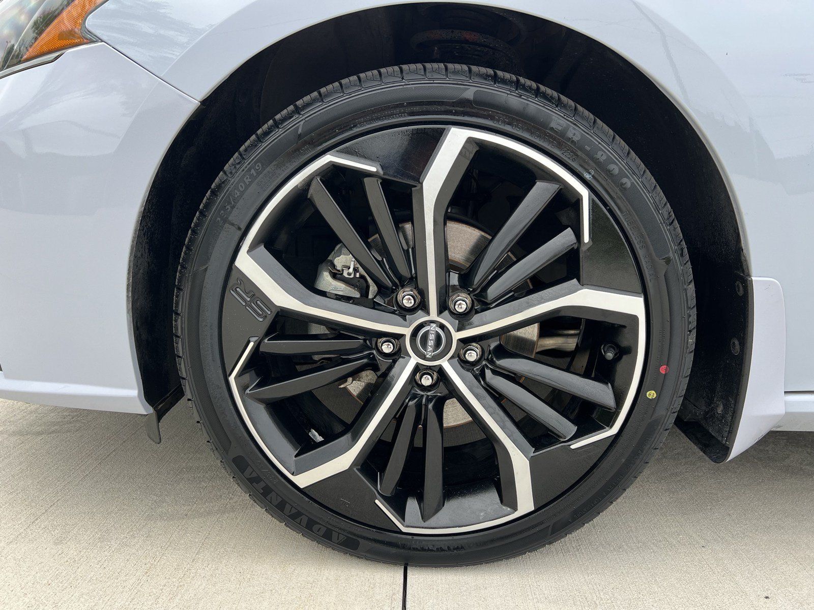 Used 2023 Nissan Altima 2.5 SR w/ SR Premium Package FWD image 13