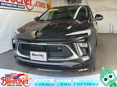 Certified 2024 Buick Encore GX Sport Touring image 1