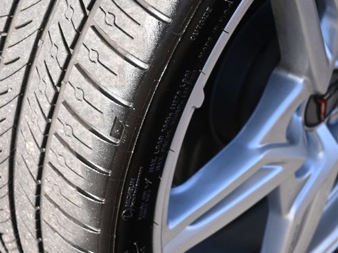 Used 2023 Chevrolet Corvette Stingray Preferred Conv image 13