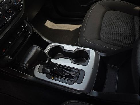 Used 2019 Chevrolet Colorado LT AWD/4WD image 21