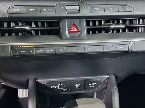 Used 2025 Kia K4 LXS FWD image 24