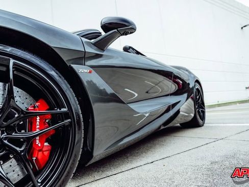 Used 2020 McLaren 720S Performance RWD image 35