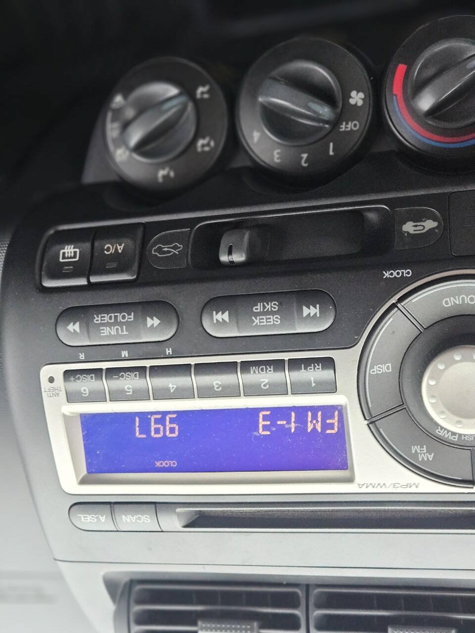 Used 2007 Honda Fit Sport image 29