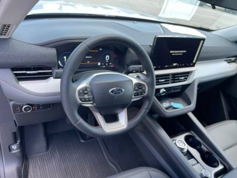 New 2026 Ford Explorer Active w/ Active Comfort Package AWD/4WD image 25