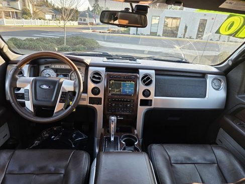 Used 2010 Ford F150 Platinum image 10