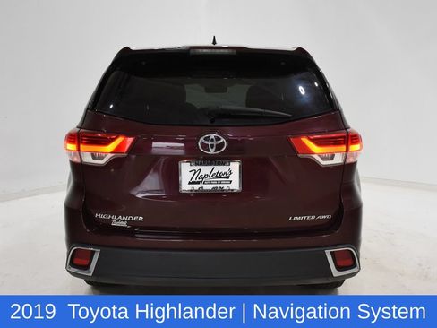 Used 2019 Toyota Highlander Limited AWD/4WD image 5