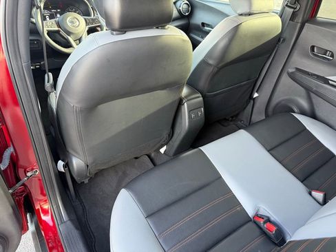 Used 2021 Nissan Kicks SR w/ SR Premium Package image 26