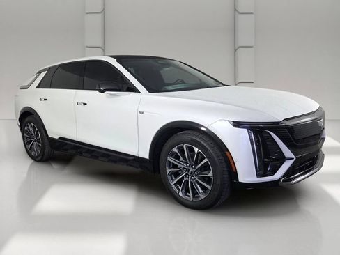 Used 2024 Cadillac Lyriq Sport w/ LPO, Floor Liner Package RWD image 2