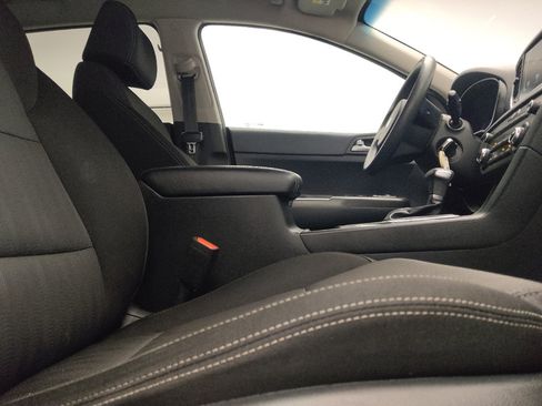 Used 2021 Kia Sportage LX FWD image 21