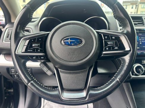 Used 2019 Subaru Outback 2.5i Limited AWD/4WD image 14
