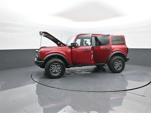 New 2025 Ford Bronco Badlands image 34