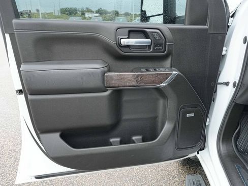 Used 2021 GMC Sierra 2500 Denali w/ Denali Ultimate Package AWD/4WD image 28