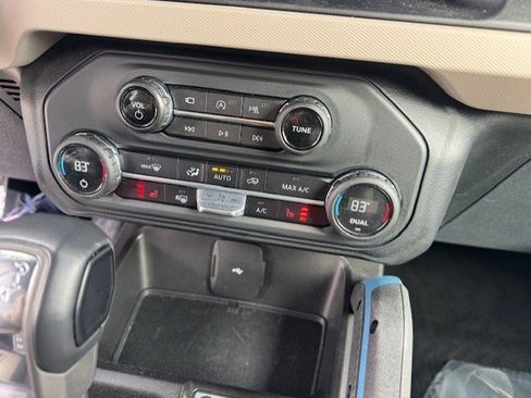 Certified 2023 Ford Bronco Wildtrak image 20