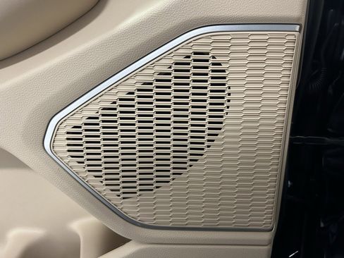 New 2026 Jeep Grand Cherokee L Limited image 6