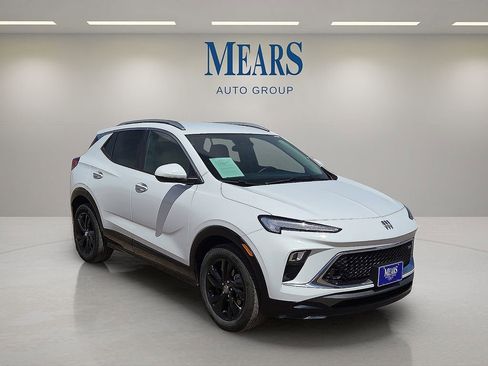 Used 2024 Buick Encore GX Sport Touring AWD/4WD image 7