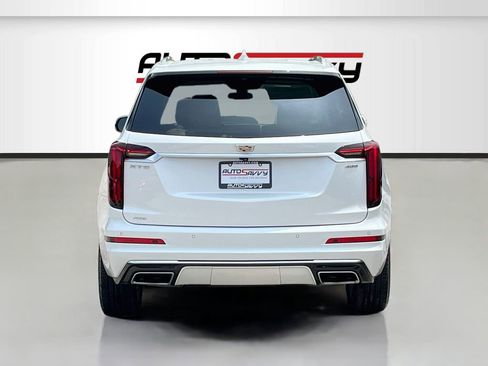 Used 2024 Cadillac XT6 Premium Luxury AWD/4WD image 6