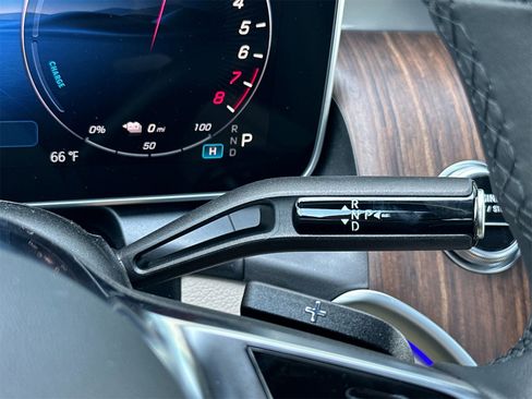 New 2025 Mercedes-Benz GLC 350e 4MATIC image 24