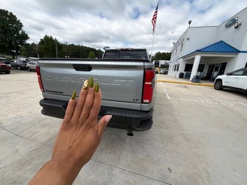 Used 2025 Chevrolet Silverado 2500 LT w/ Trail Boss Package AWD/4WD image 59
