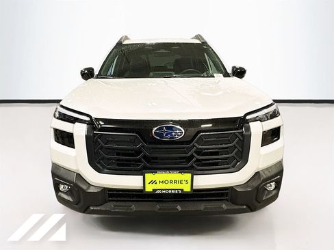 Used 2026 Subaru Outback Limited AWD/4WD image 2