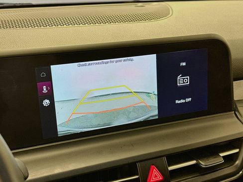 Used 2024 Kia Seltos S image 23