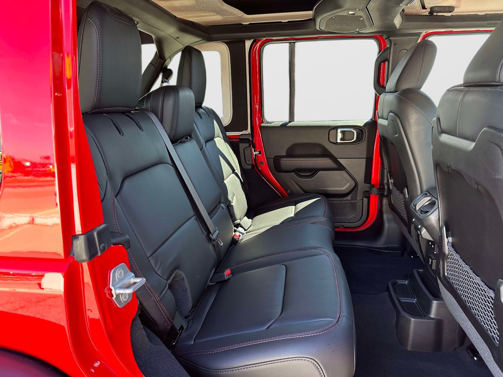Used 2026 Jeep Wrangler Unlimited Rubicon 392 w/ Quick Order Package 27X Moab AWD/4WD image 11