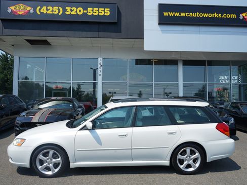 Used 2006 Subaru Legacy 2.5i Limited AWD/4WD image 2