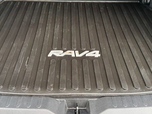 Used 2019 Toyota RAV4 LE w/ All Weather Liner Package AWD/4WD image 19