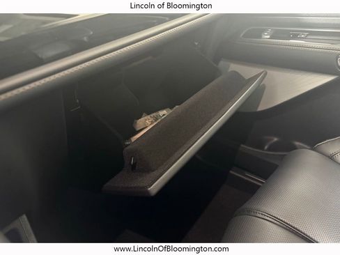 New 2026 Lincoln Aviator AWD w/ Jet Appearance Package image 60