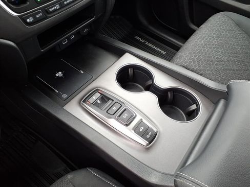 Used 2025 Honda Ridgeline Sport image 19