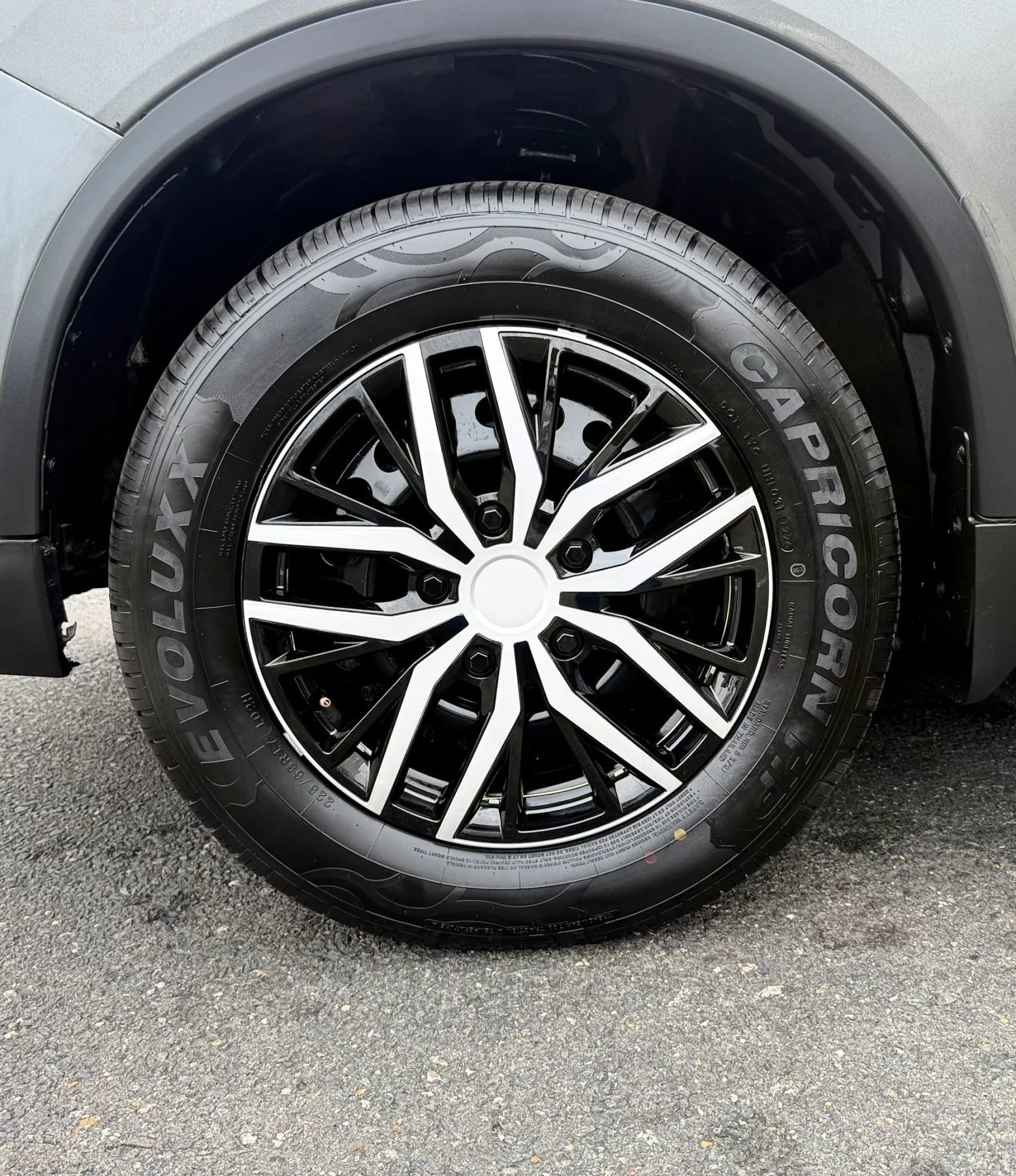 Used 2018 Nissan Rogue S AWD/4WD image 41