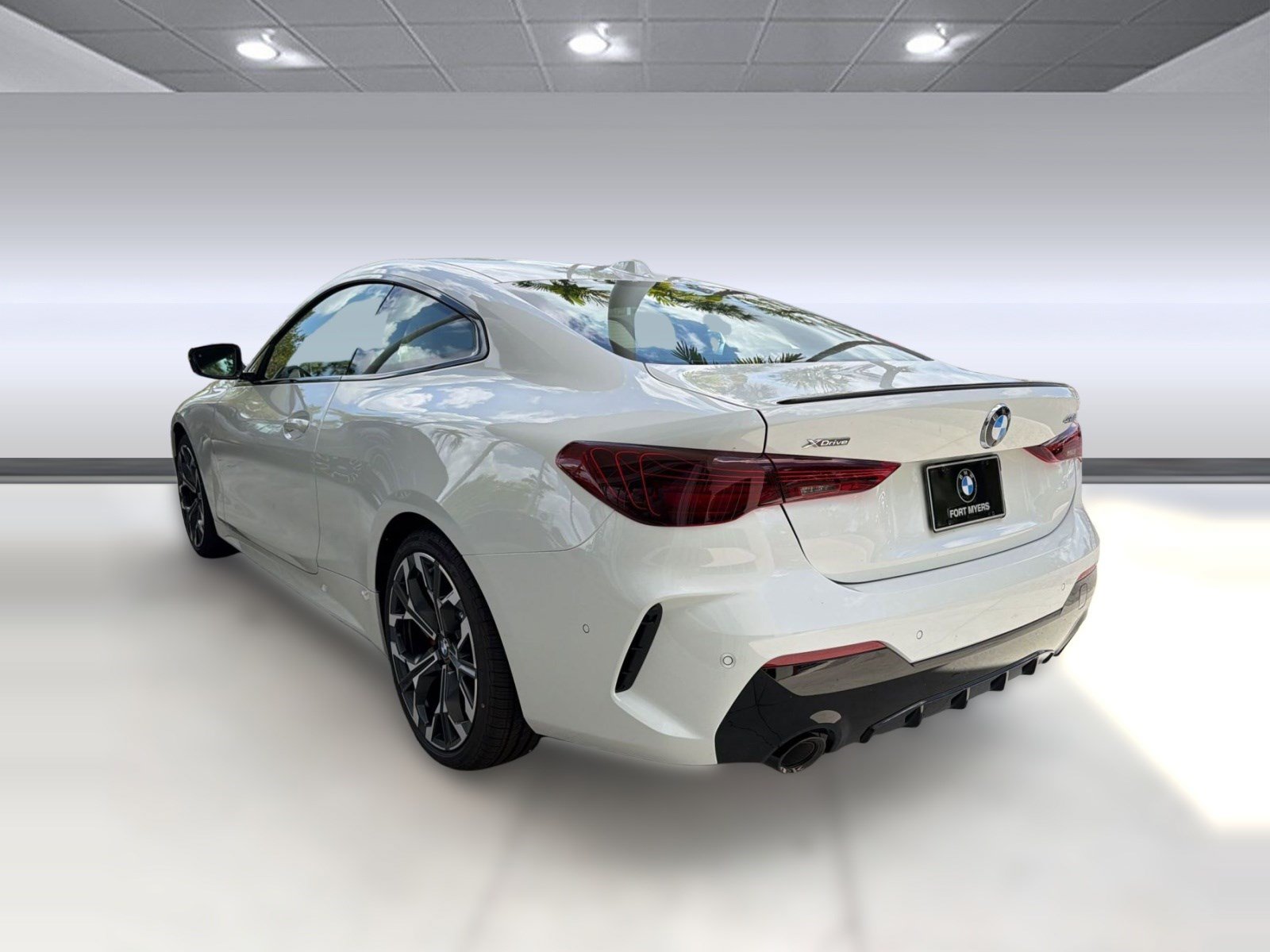 New 2027 BMW 430i Coupe w/ M Sport Package AWD/4WD image 3