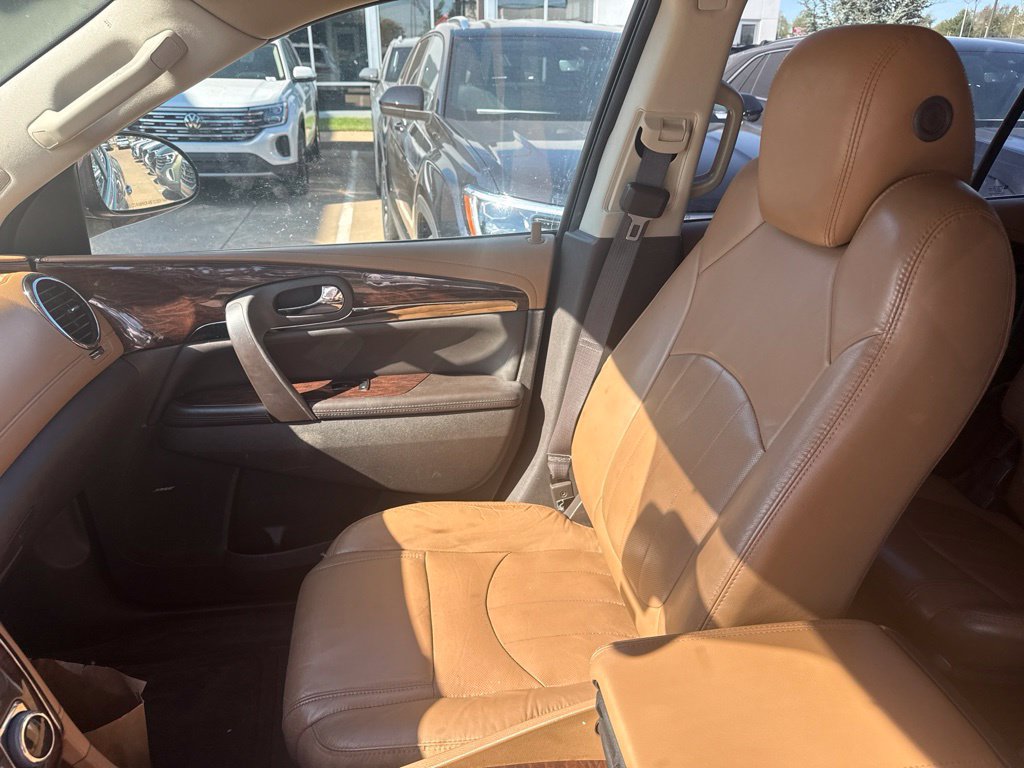 Used 2015 Buick Enclave Leather FWD image 9